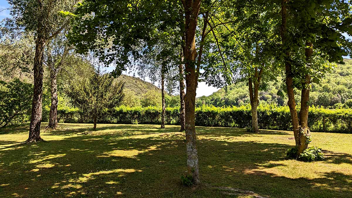 Jardí de la casa de turisme rural de Planademunt - Santa Pau - La Garrotxa